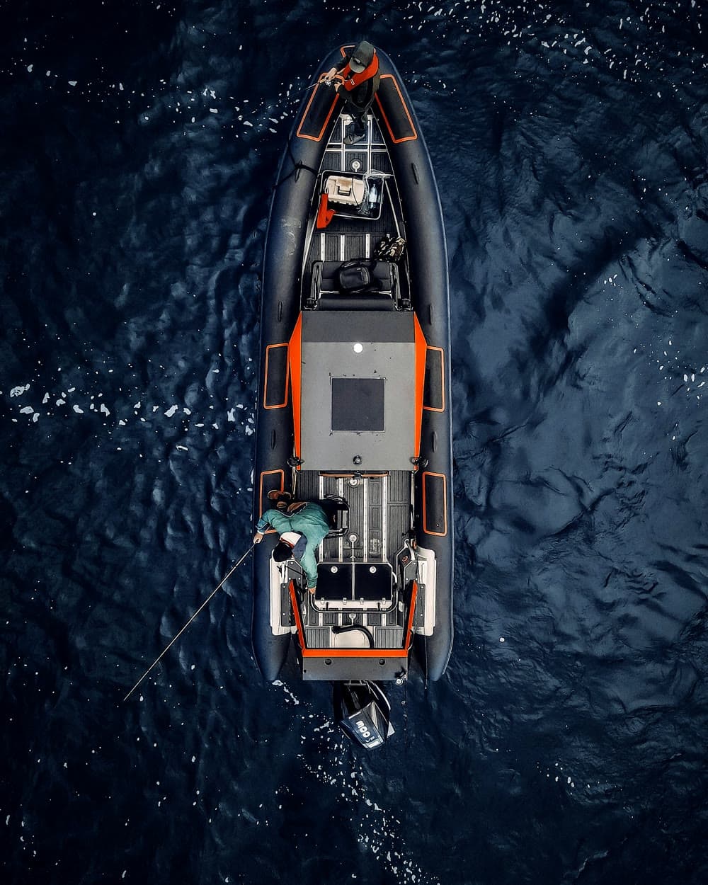 The 750's full modular deck seen from above